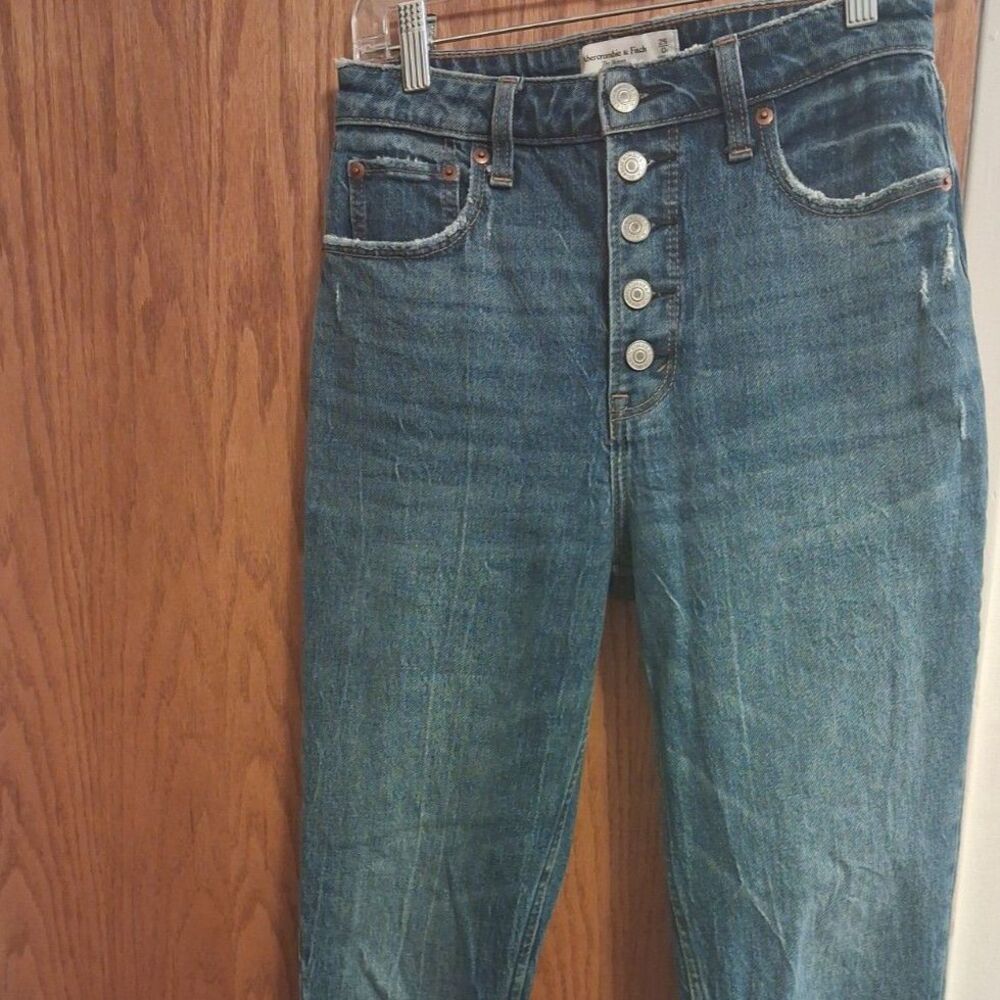 Abercrombie & Fitch Women’s 25 The Skinny High Rise Button Fly Jeans